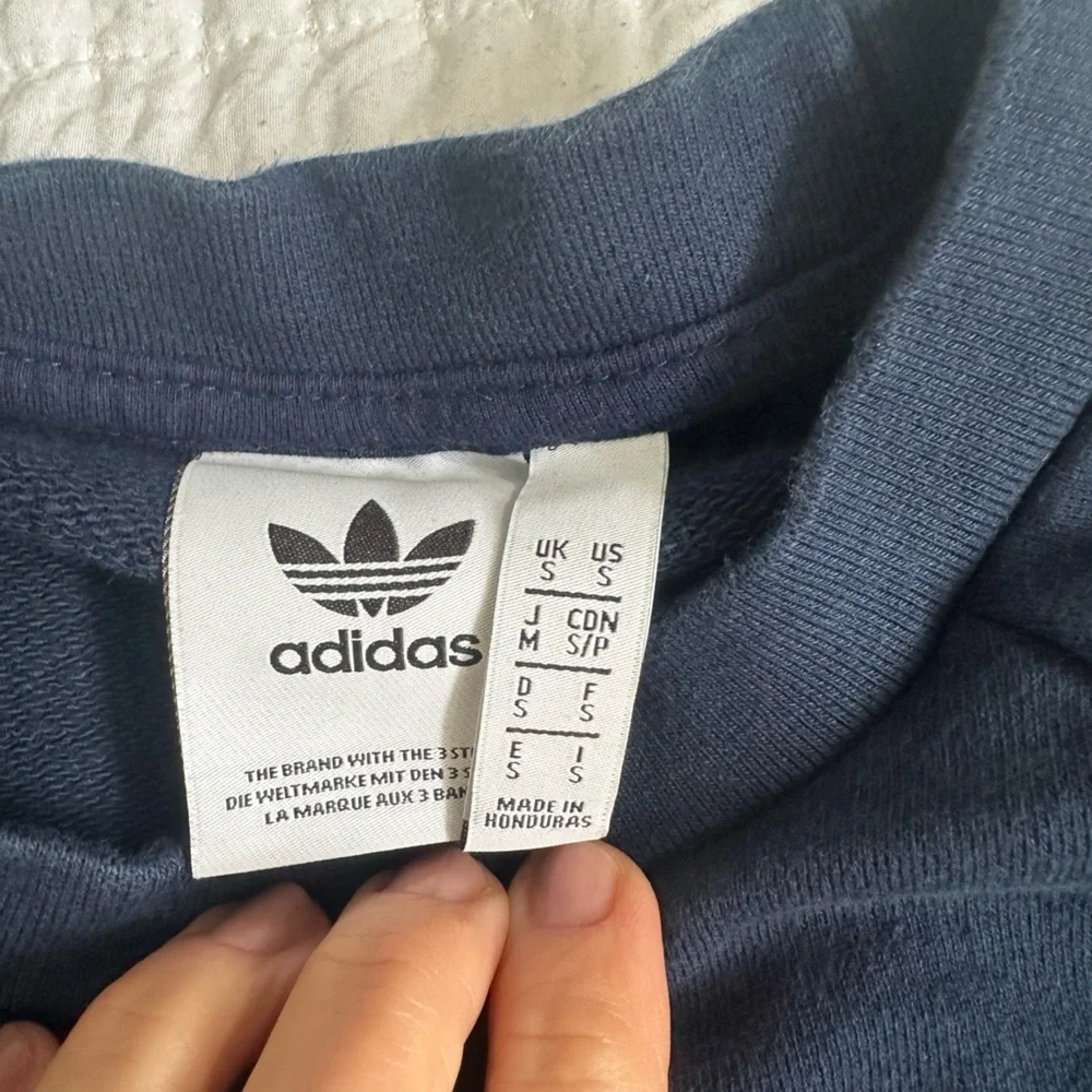 Navy Blue Adidas Originals Crewneck Mens size Small - Picture 3 of 5
